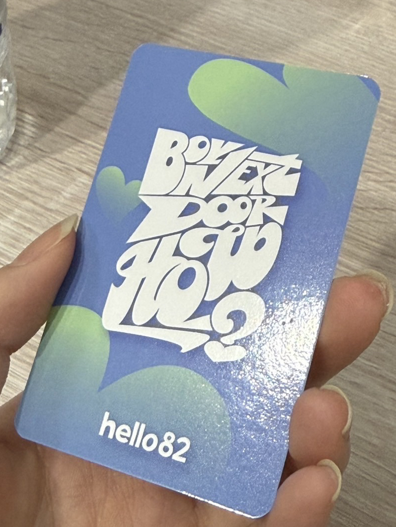 HOW? hello82 la 1.0 簽售卡 