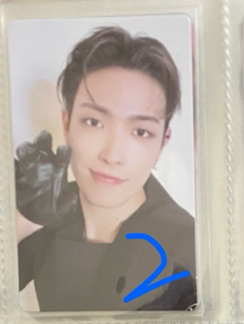 給你看我的手套