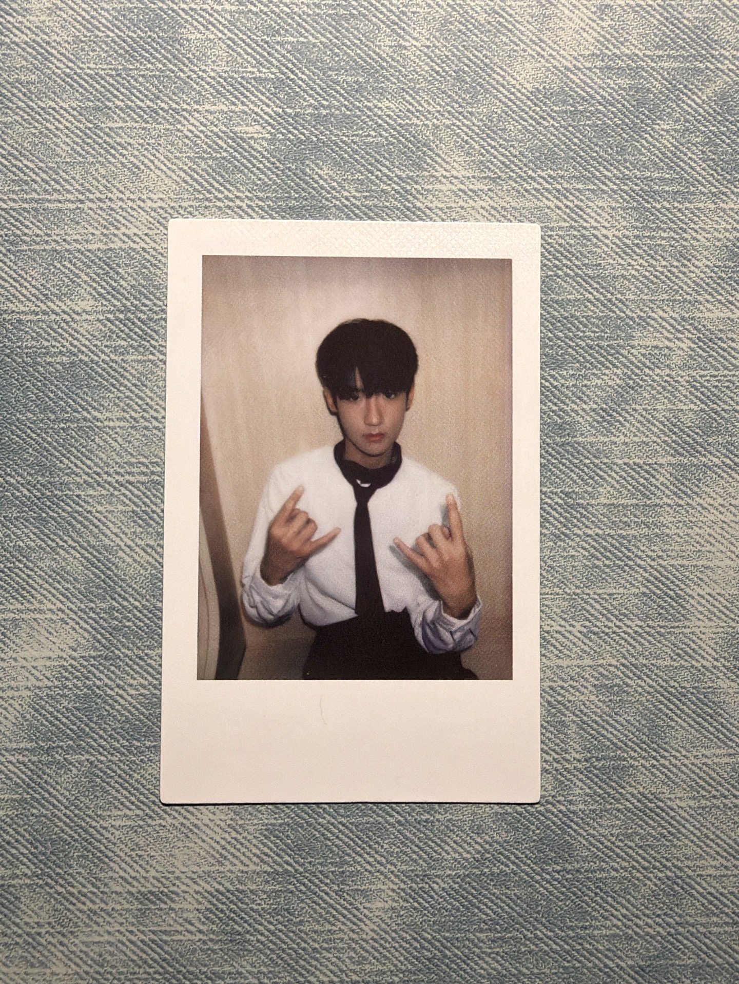 張峻豪 陸 白襯衫