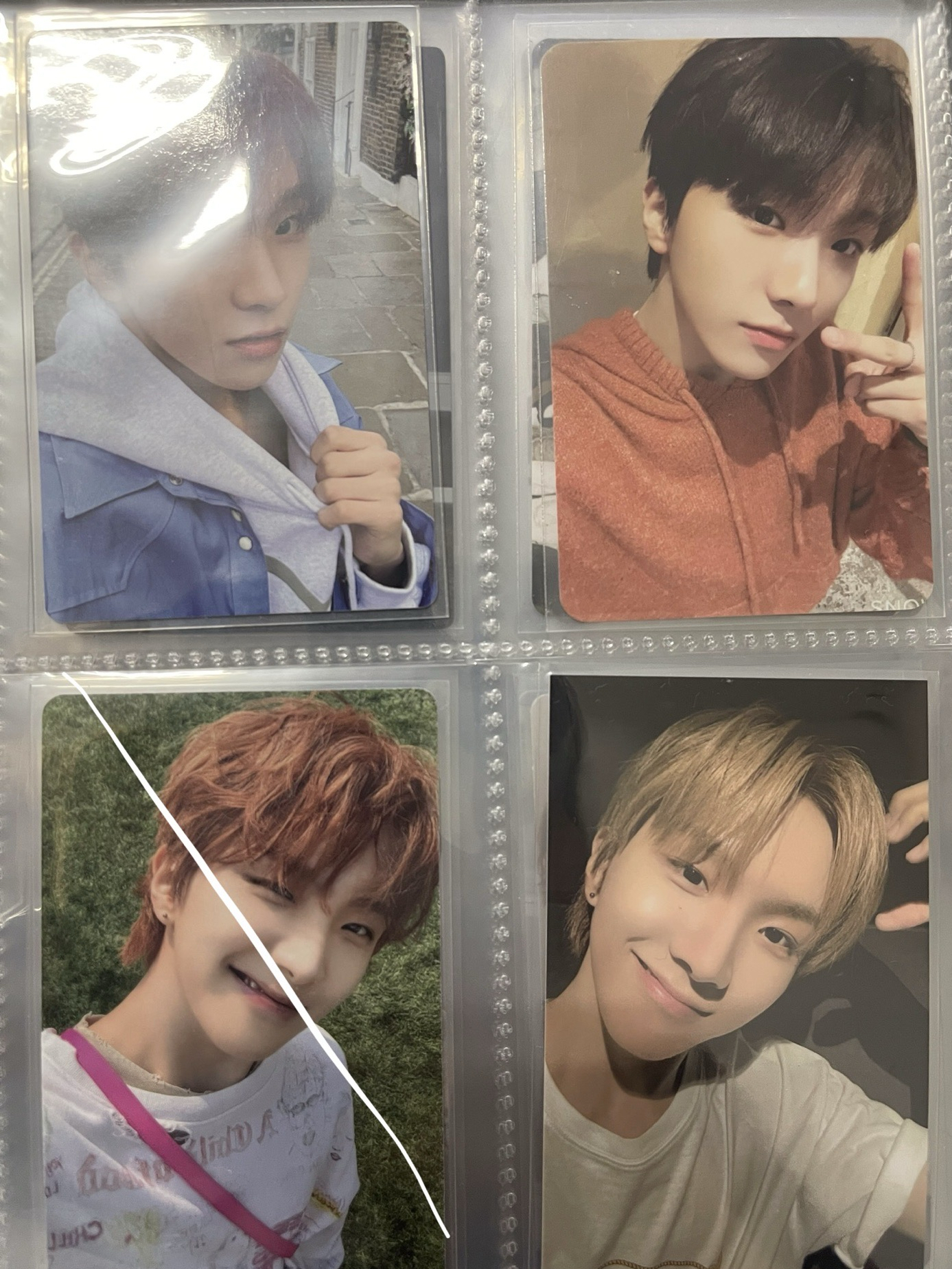 How單封卡（左上）