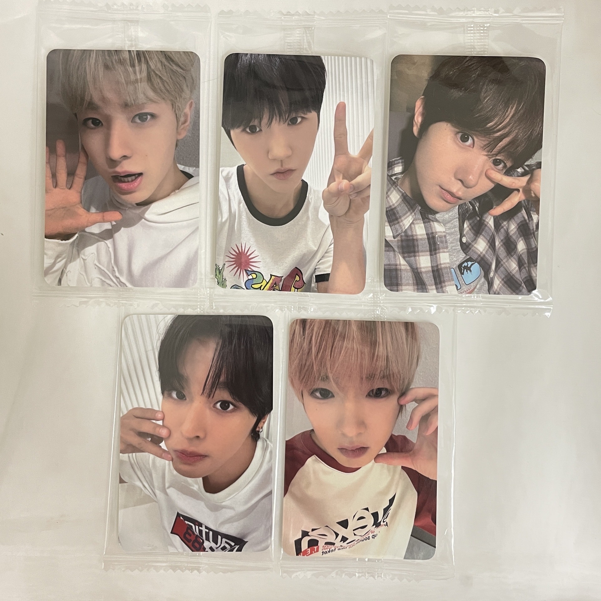 Color k4 簽售卡 （無是溫）