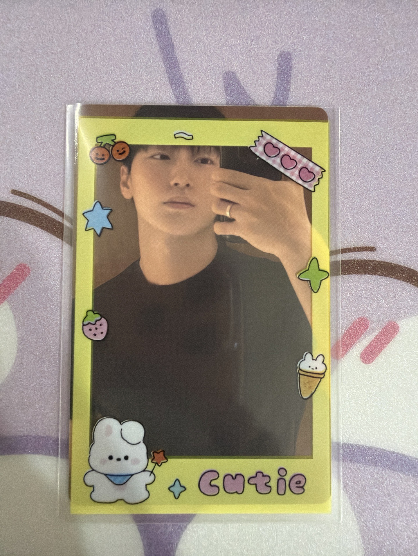 傘尼寶寶 愛自拍(臉小）