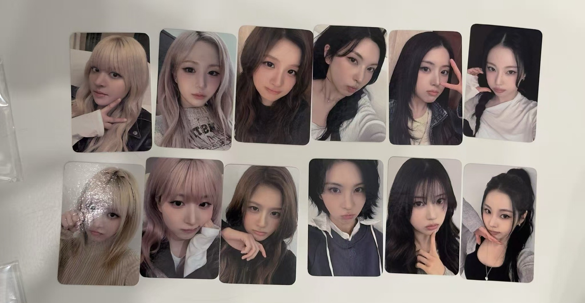 歐巡滿額卡一套12張