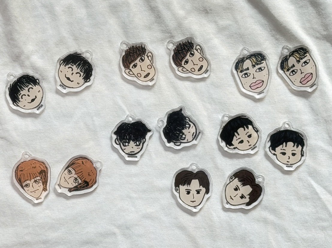 NEXZ jumpup 帽踢卡+吊飾一套