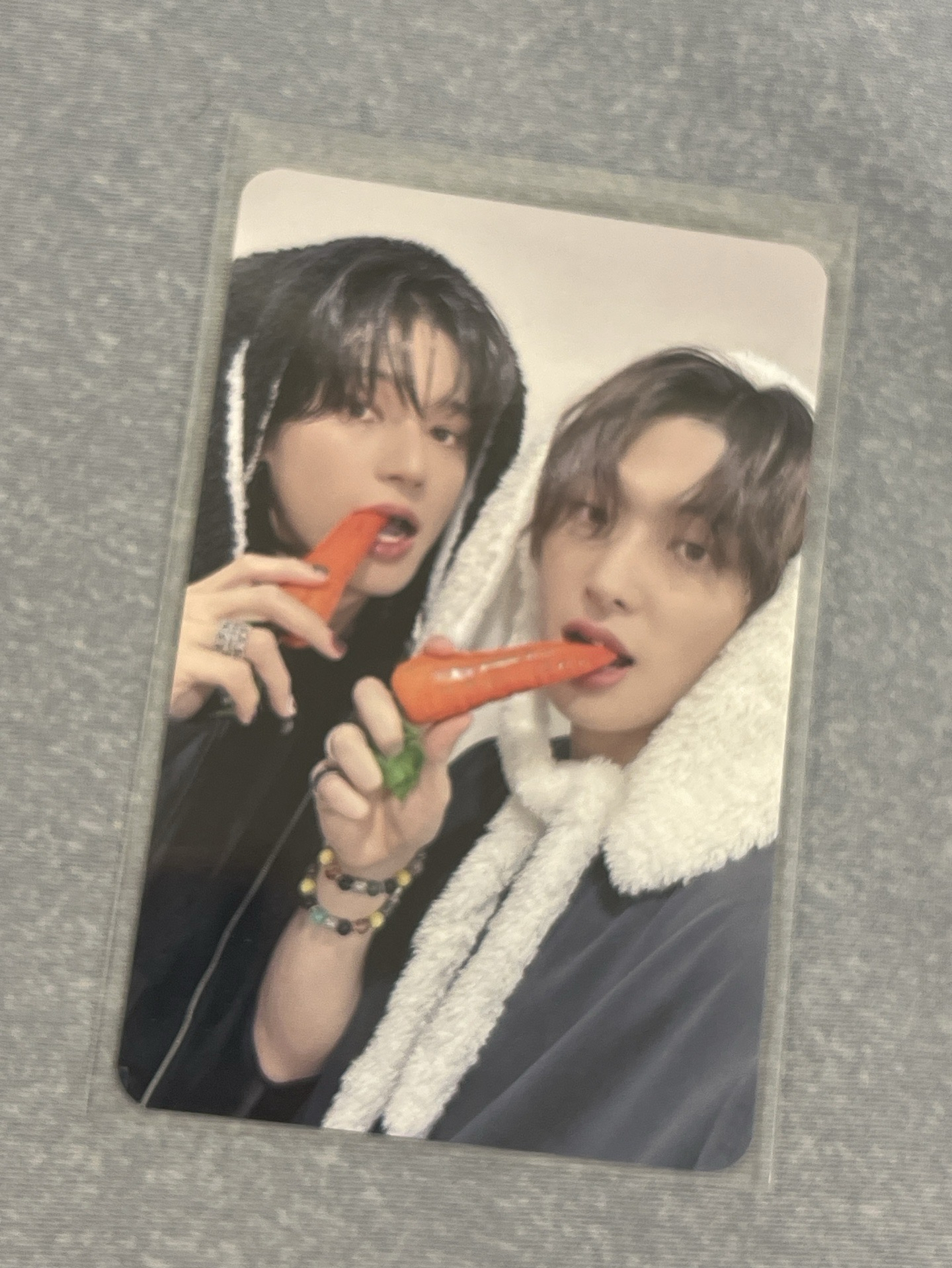 榮琦兔耳雙人卡