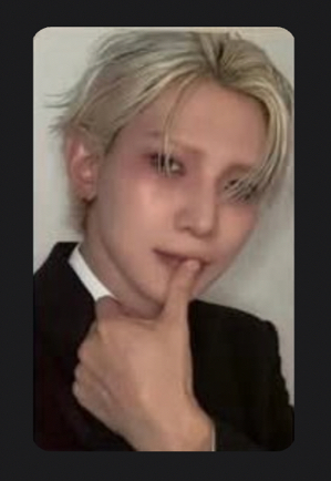 非現Tumb Chu簽售特典尚+環球托臉特典尚+尚未拆單封