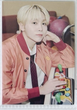 2025 HOLIDAY隨機卡1