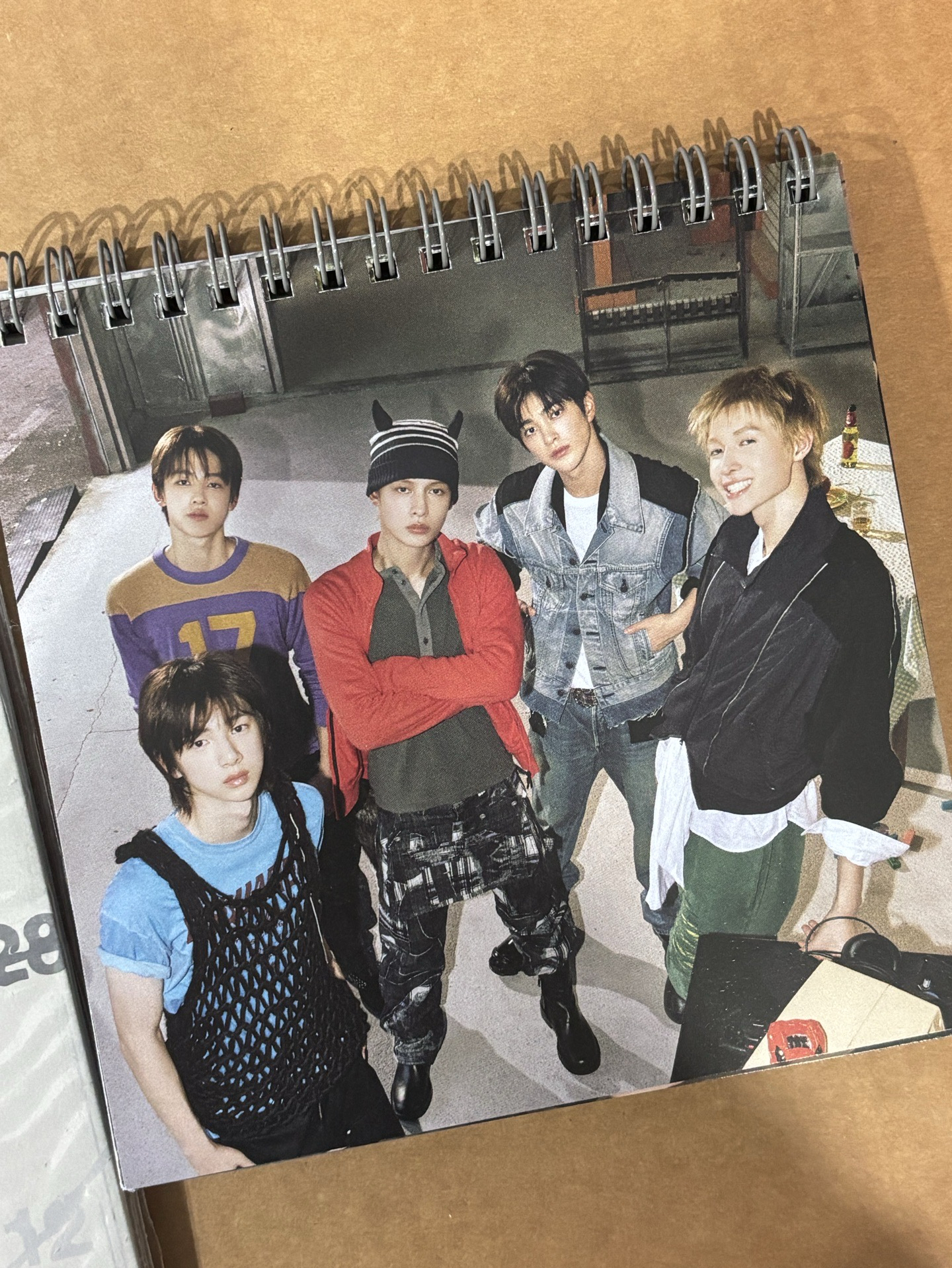 cortis 年曆/手帳本