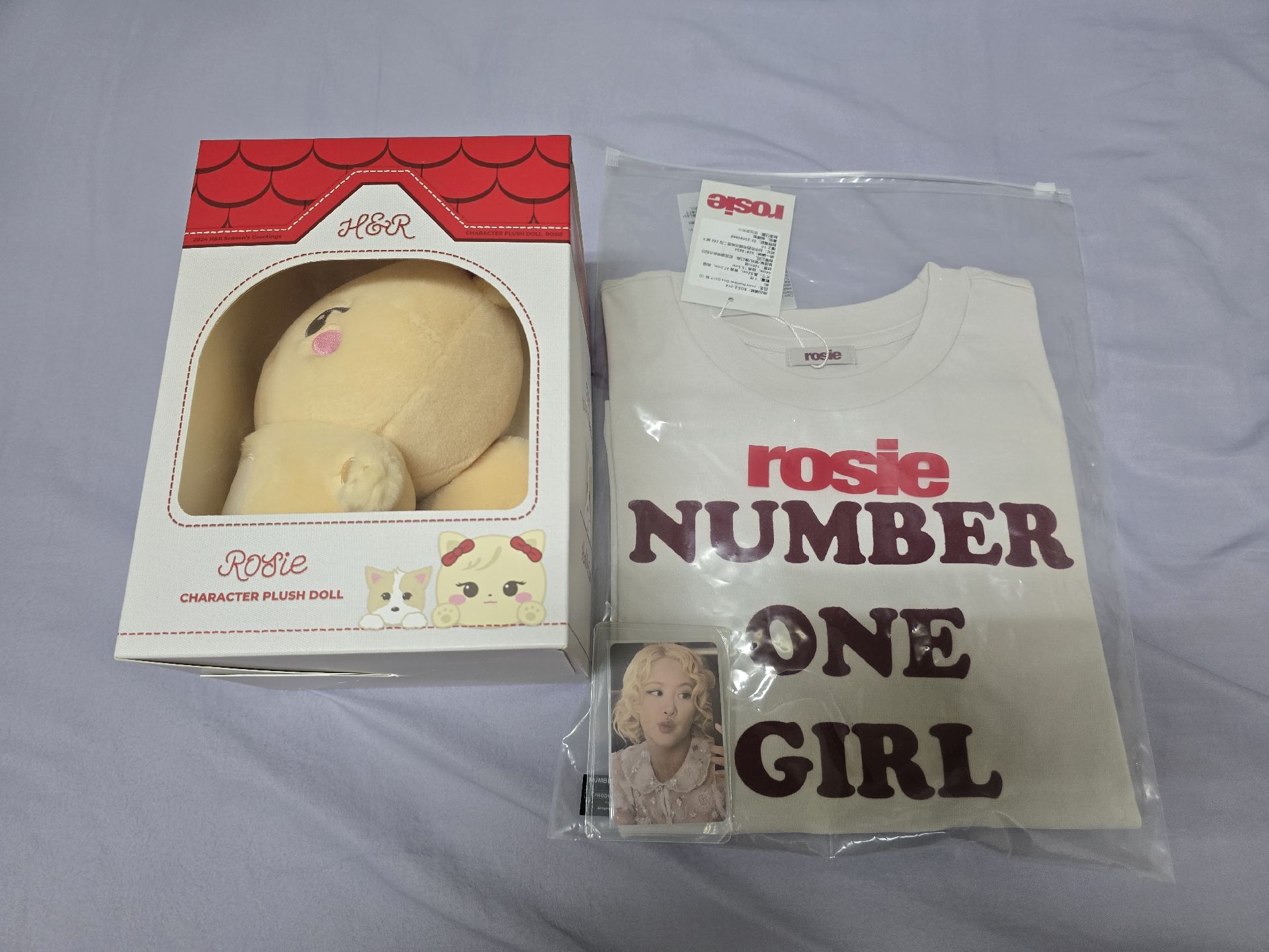 Blackpink Jennie Lisa 坐娃＆壓克力鑰匙扣，Rose年曆大娃&Numer One Girl T恤