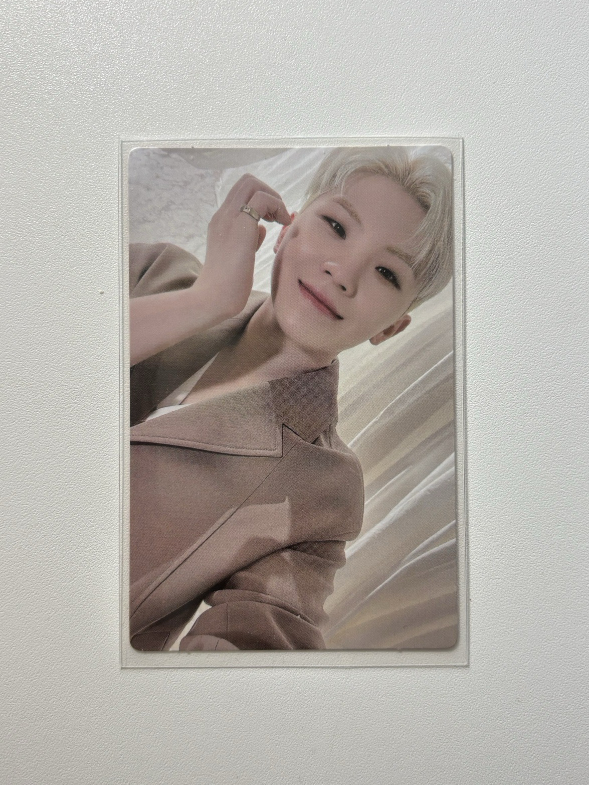 勳 Be the Sun自拍卡