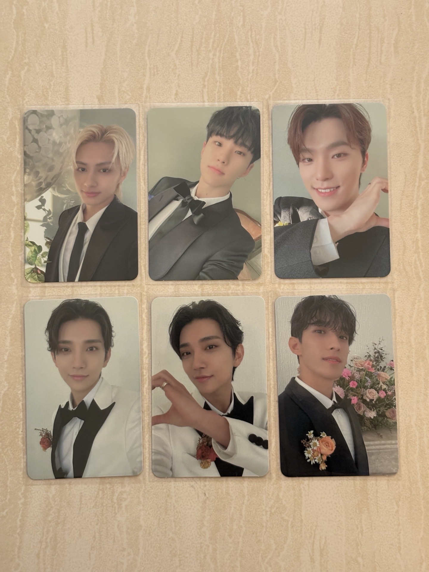 SEVENTEEN 迷十克拉盤隨機卡