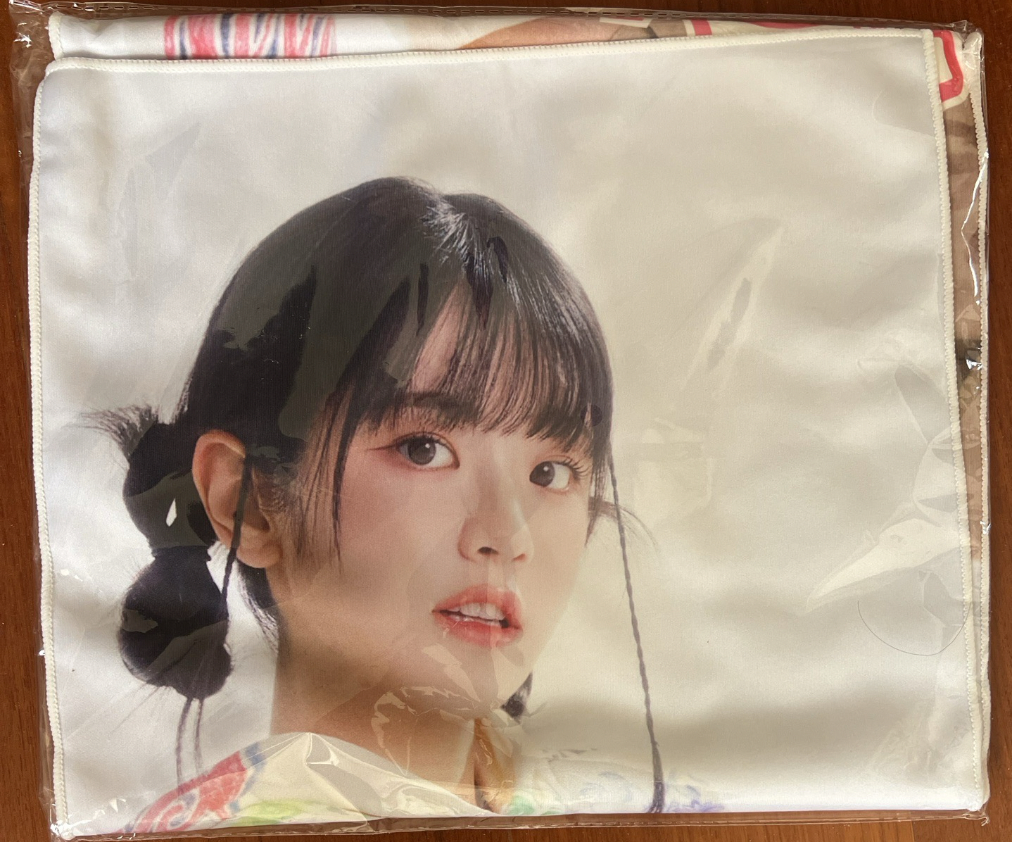 QWER日場限定毛巾（丹）