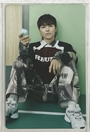 2025克拉島隨機卡(咬嘴唇)