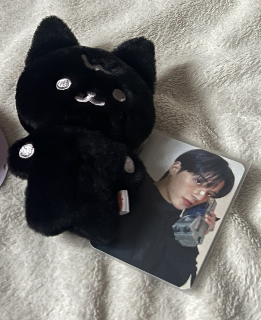 豆豆眼嗚湧喵 含卡