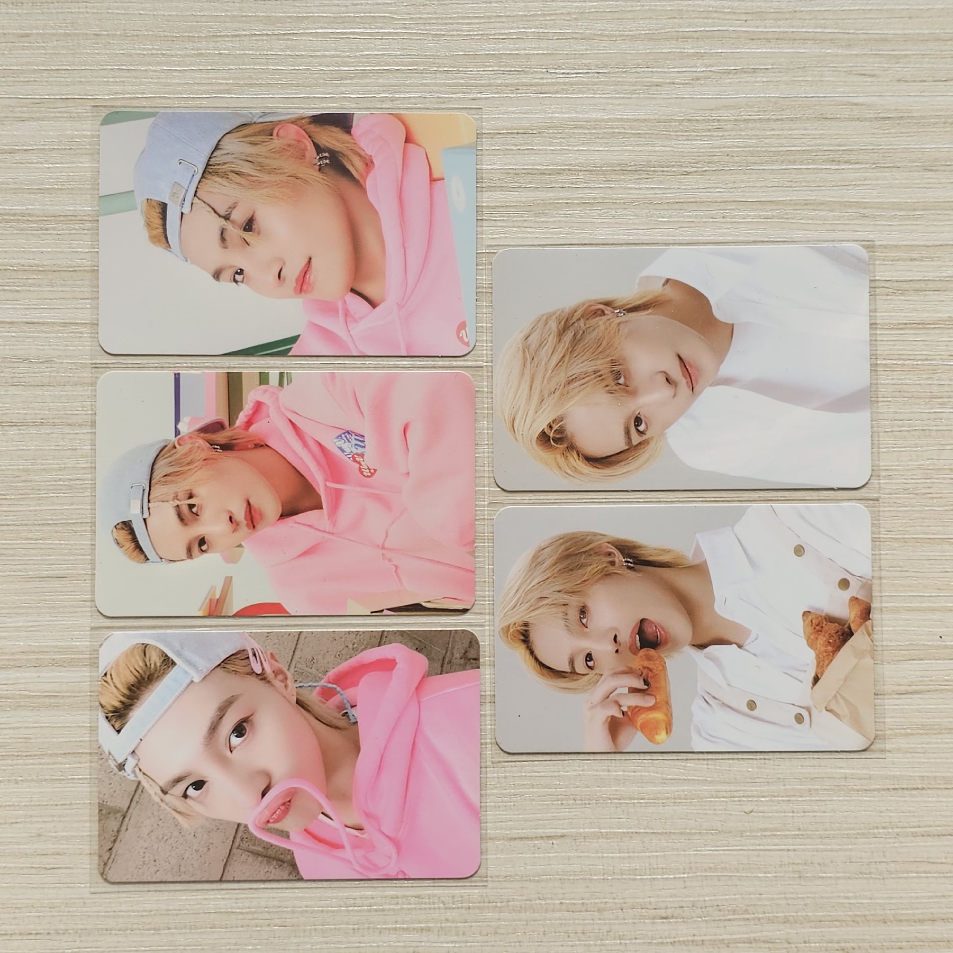 WayV揚揚 2024年曆隨機卡