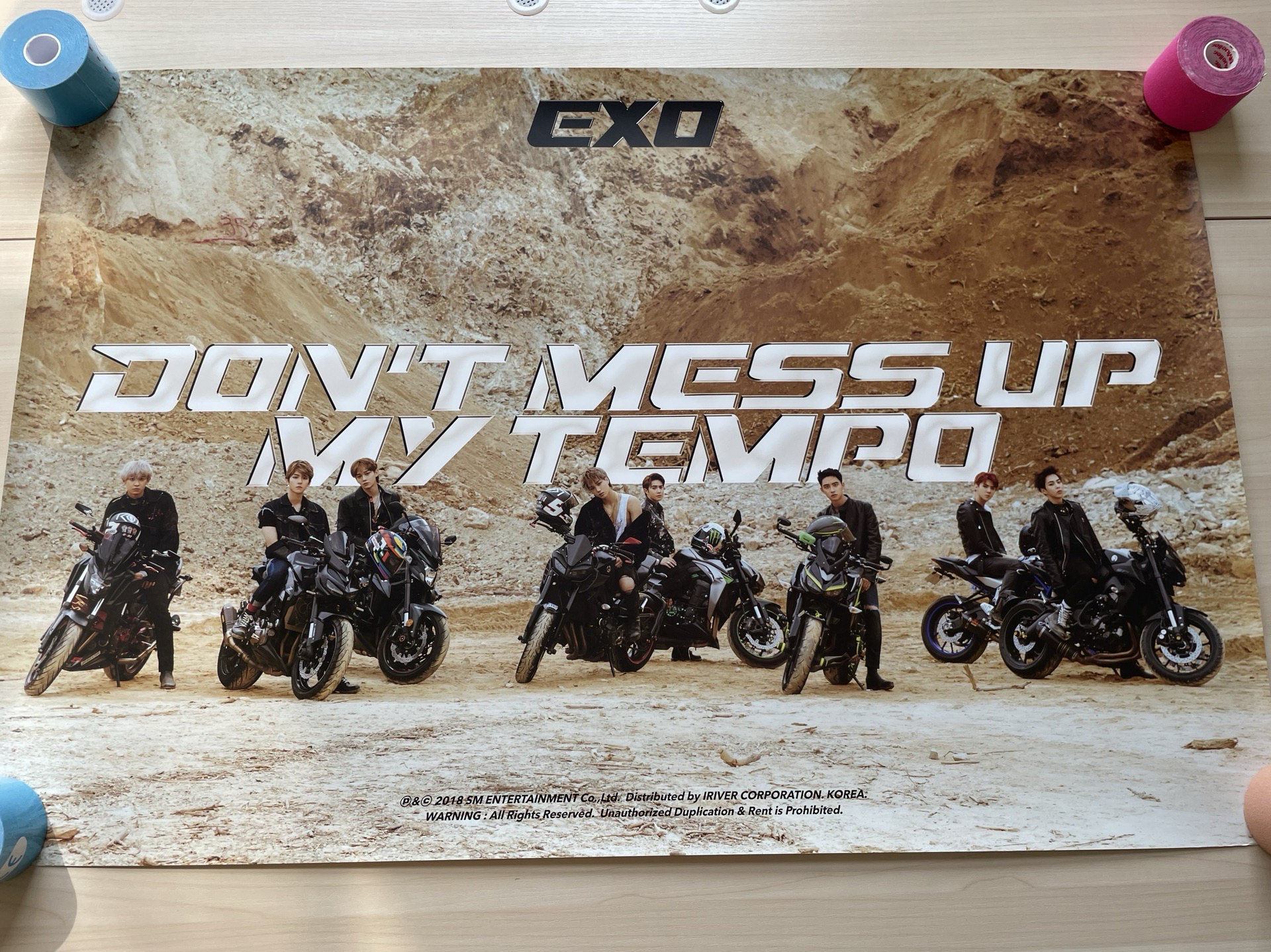 EXO Tempo海報