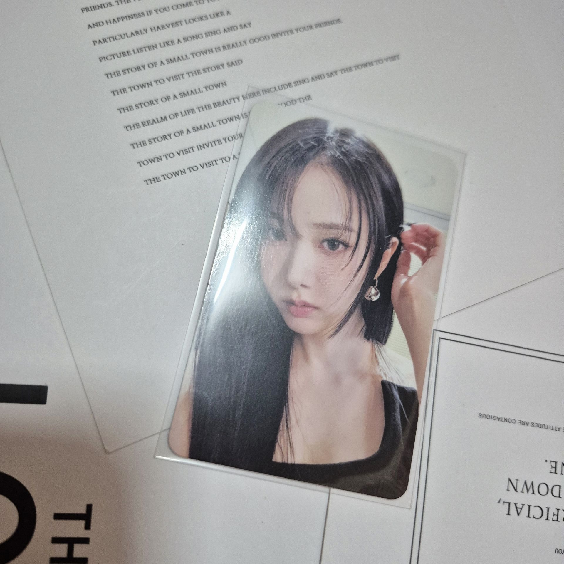 ​⑅ VIVIZ >正規一輯 信飛SINB 專卡