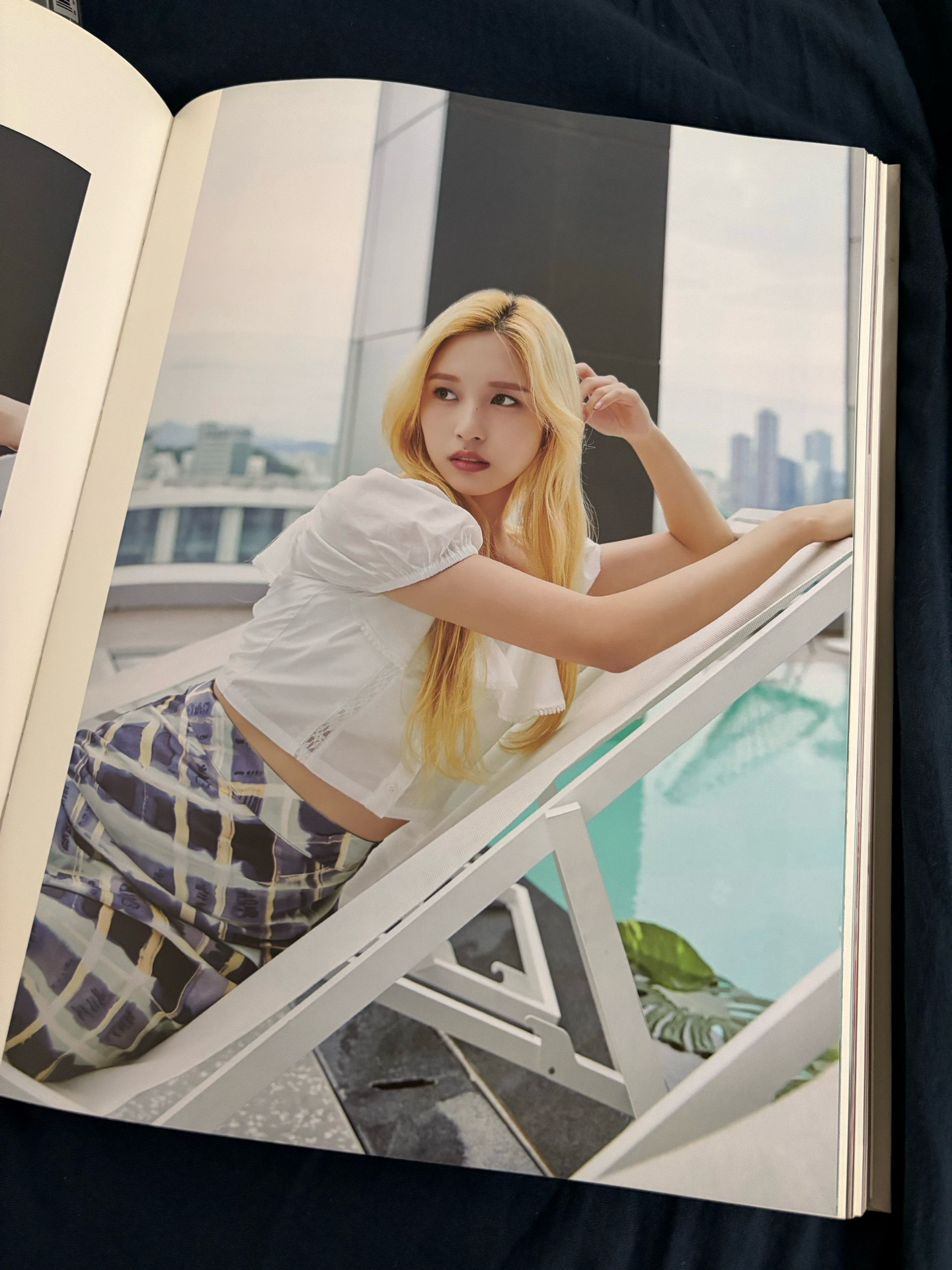 Yes I’m Mina 1st Photobook