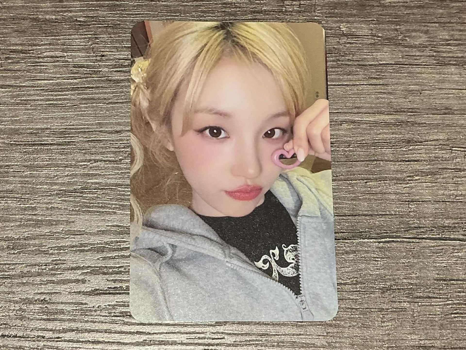 雨琦 YUQI we are 線下簽售卡 