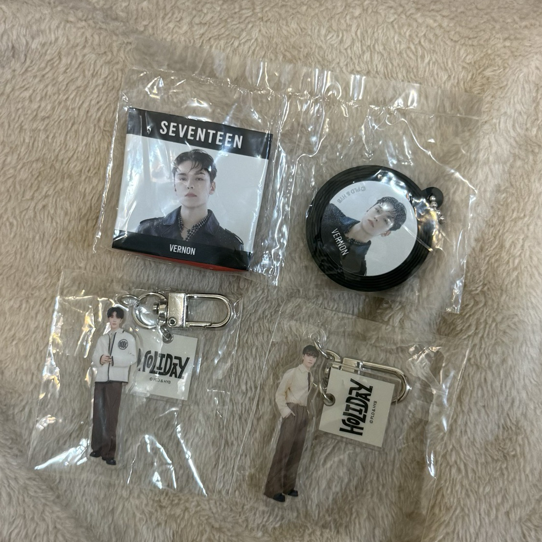 25‘fm holiday 吊飾 /萬代聯名 黑膠造型 磁鐵 吊飾 