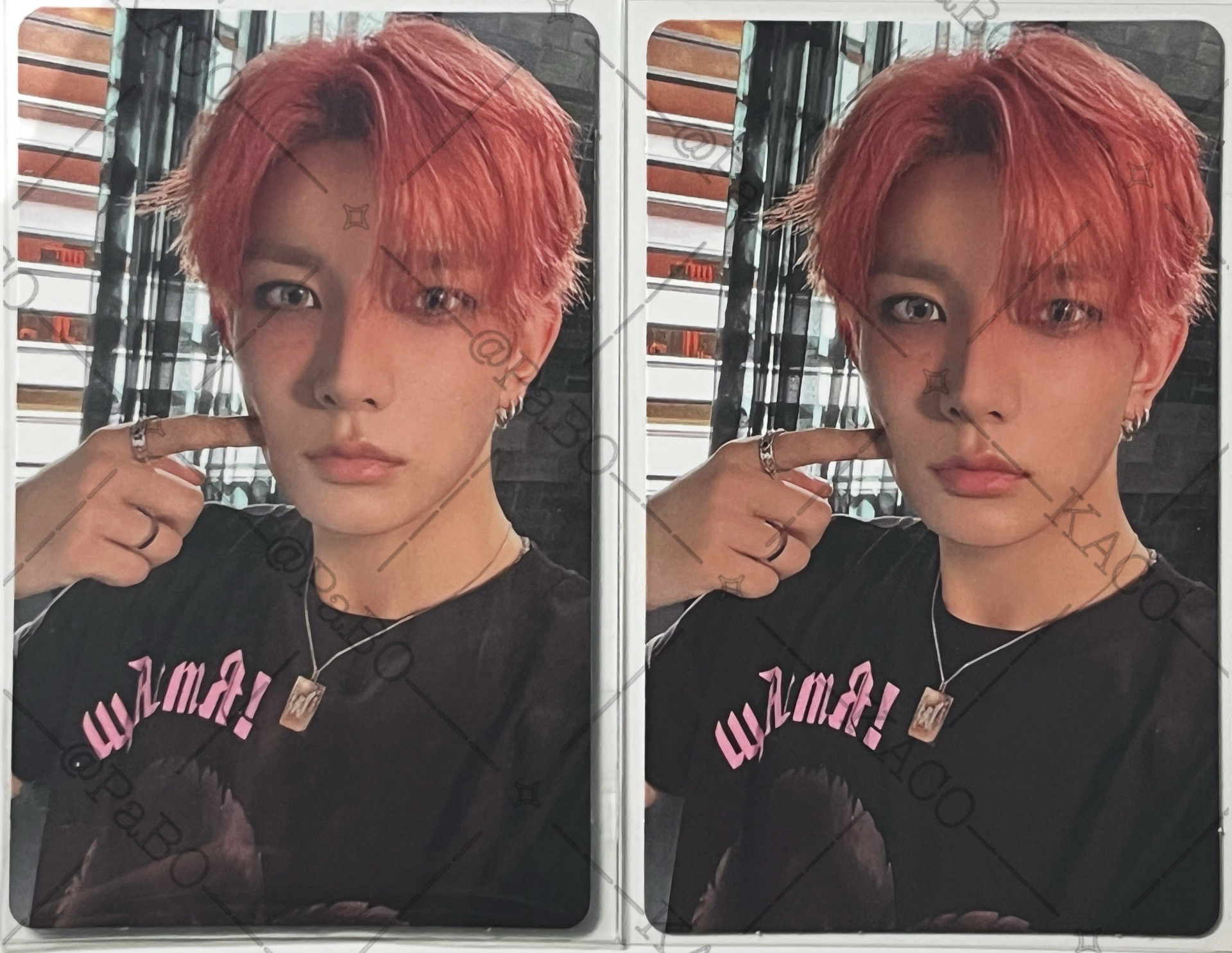 不造啊 我的手突然就黏上我的臉頰