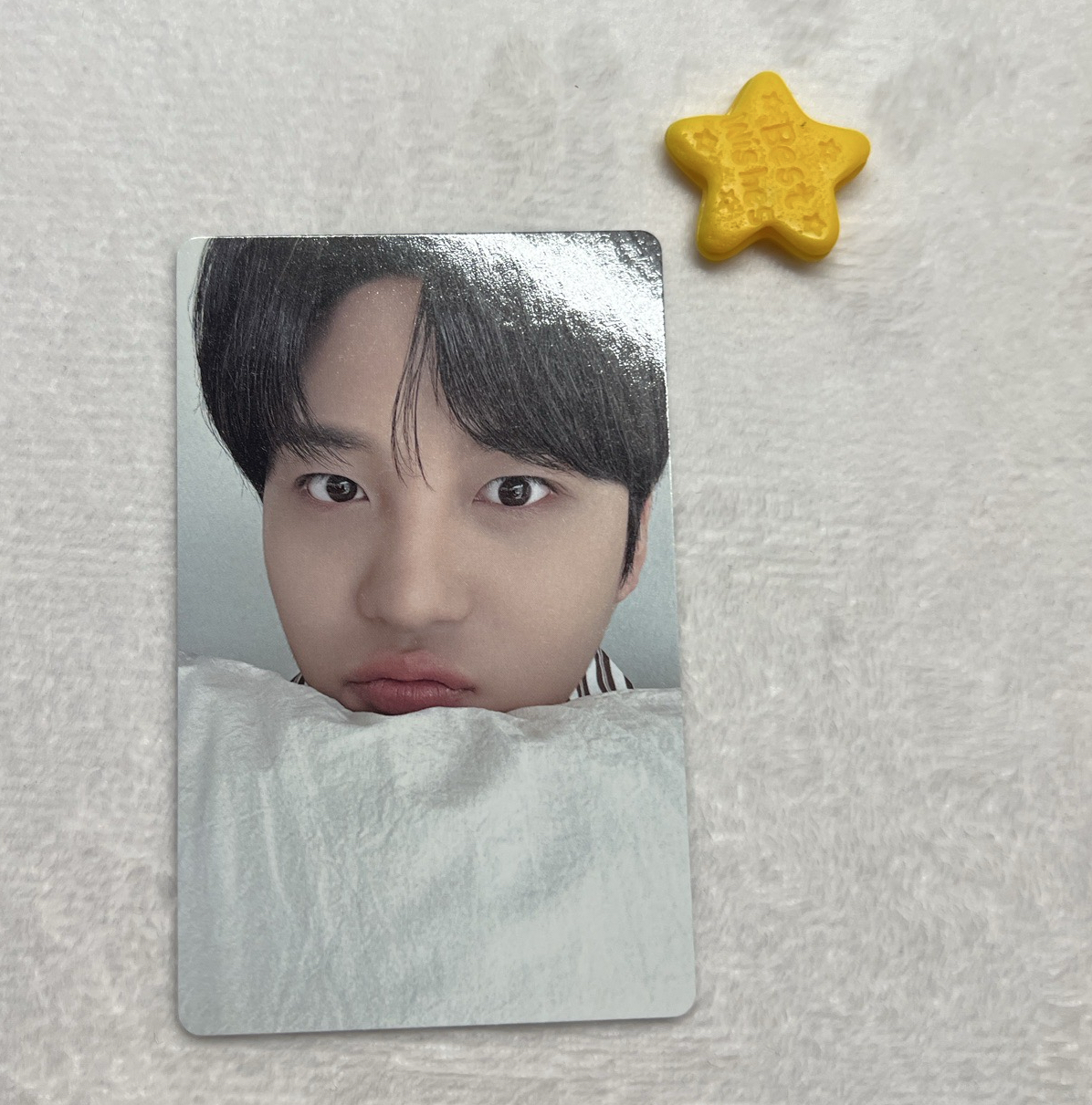 小熊要躲在被被裡不起床…