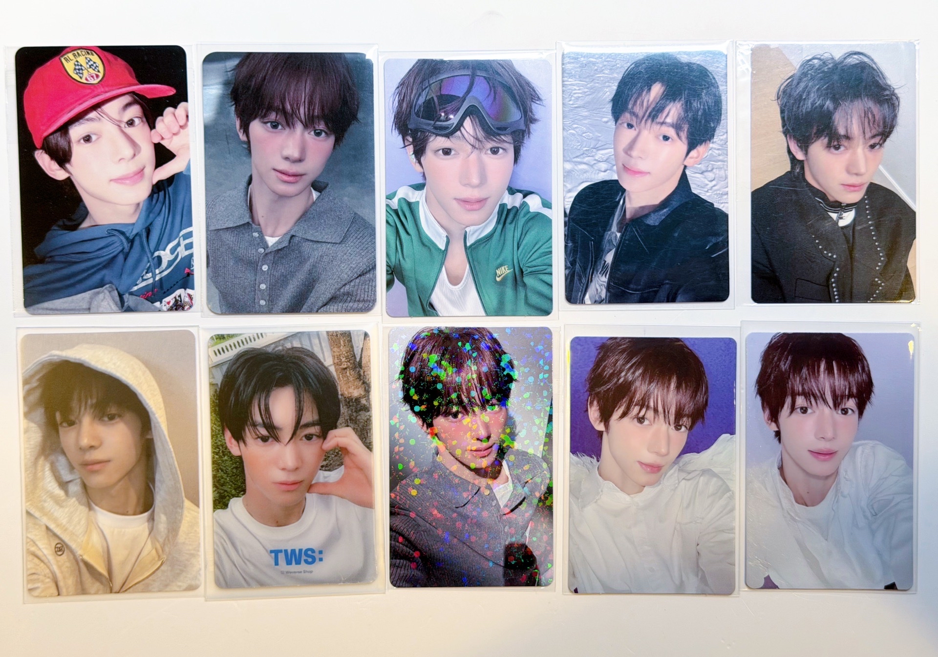 TWS 韓振 一直娛 中背 喝水 小鹿 共24張