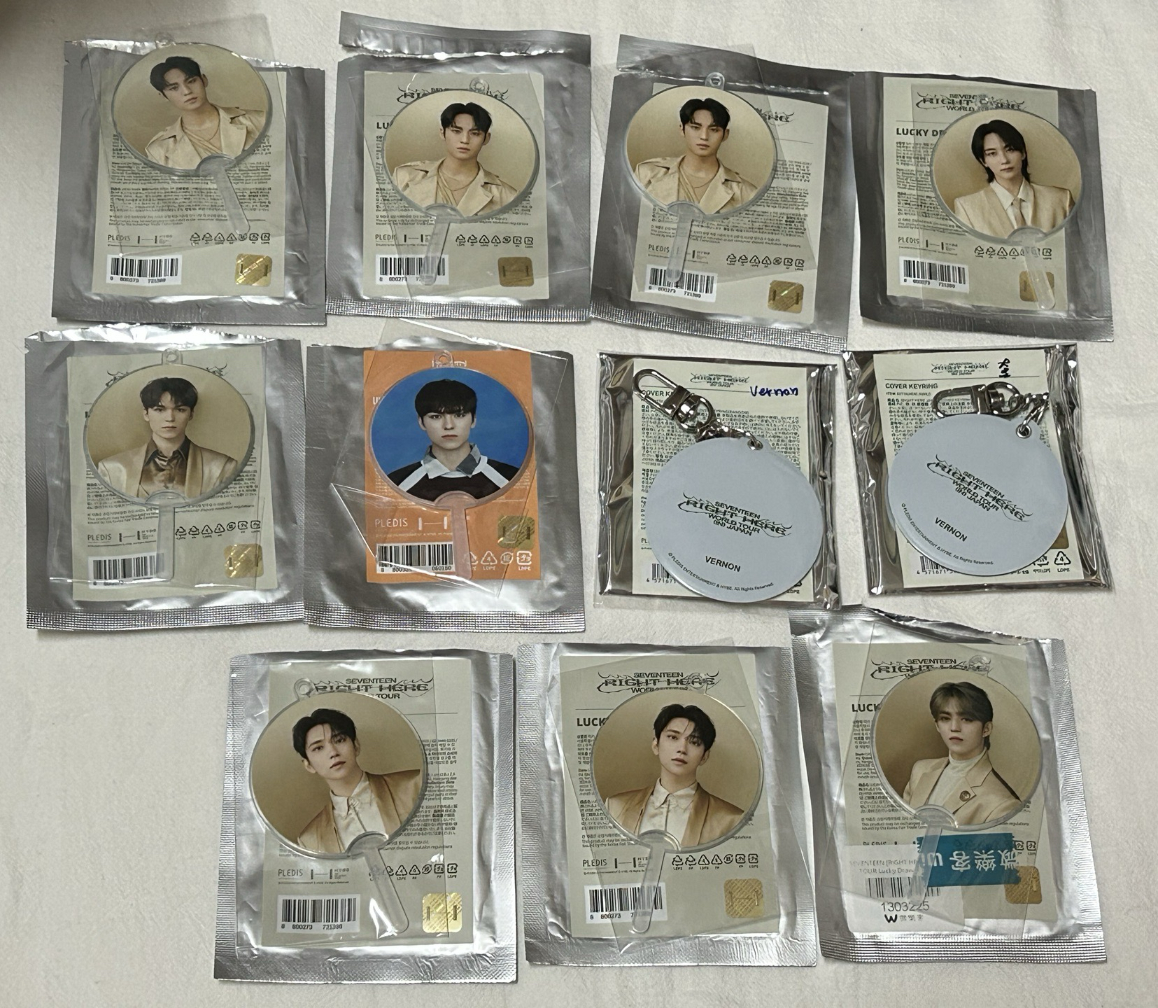 SEVENTEEN 喆 漢 奎 率 小扇 吊飾 扇套