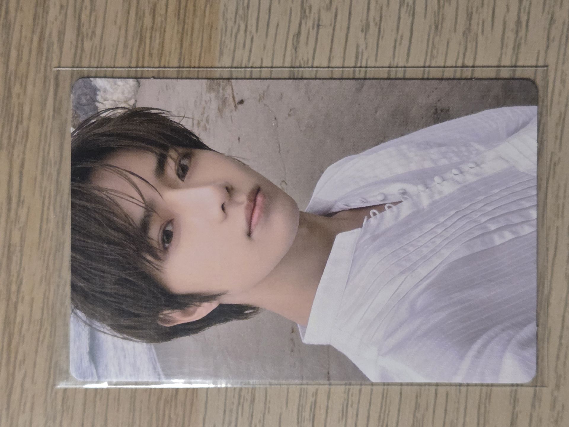 海的對面是白衣崔杋圭