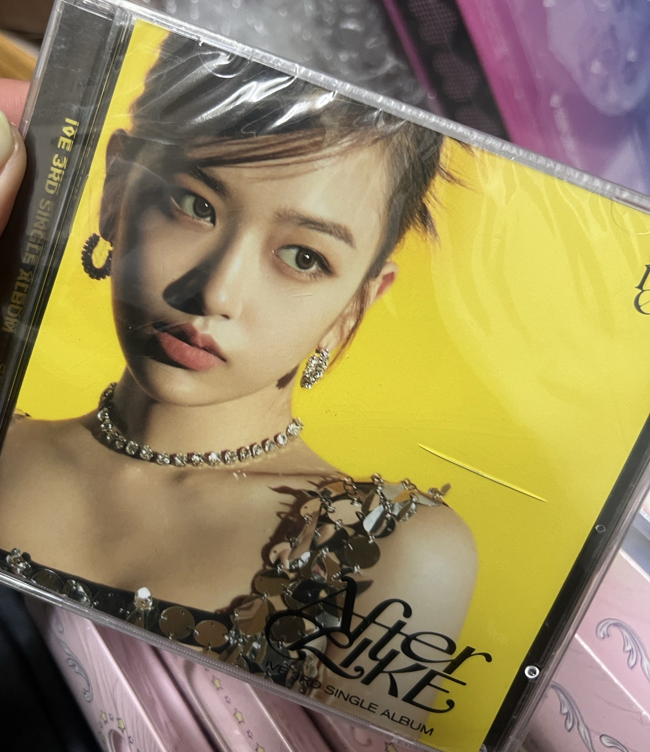 AFTERLIKE 俞真單封（損）