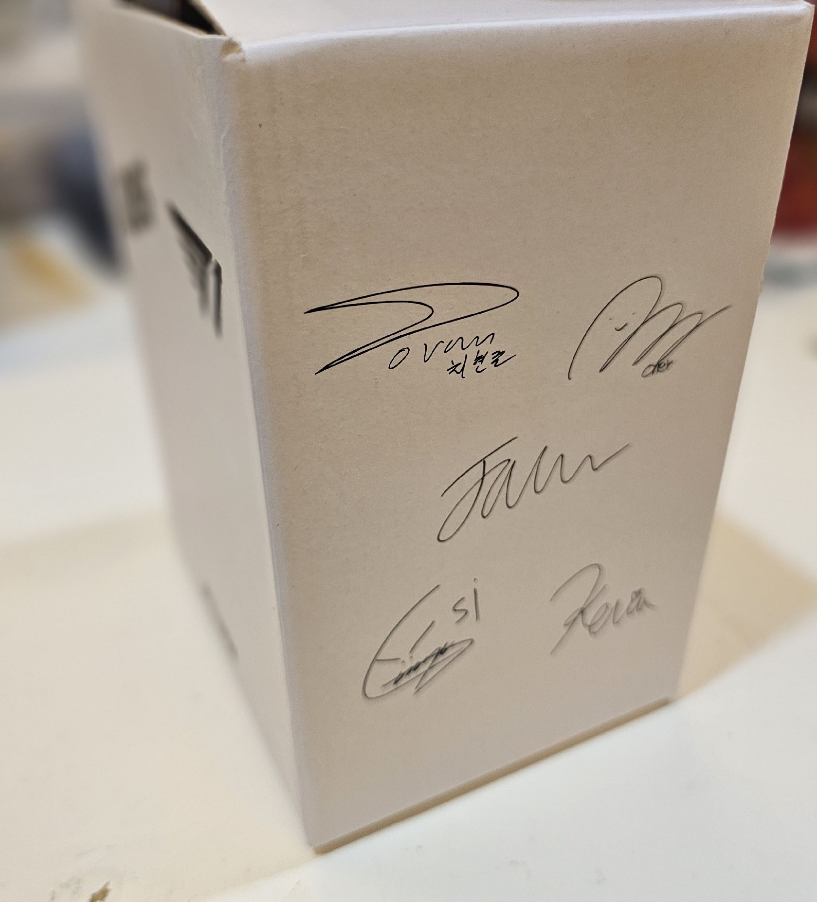 預購 Gumayusi cass 變色啤酒杯 