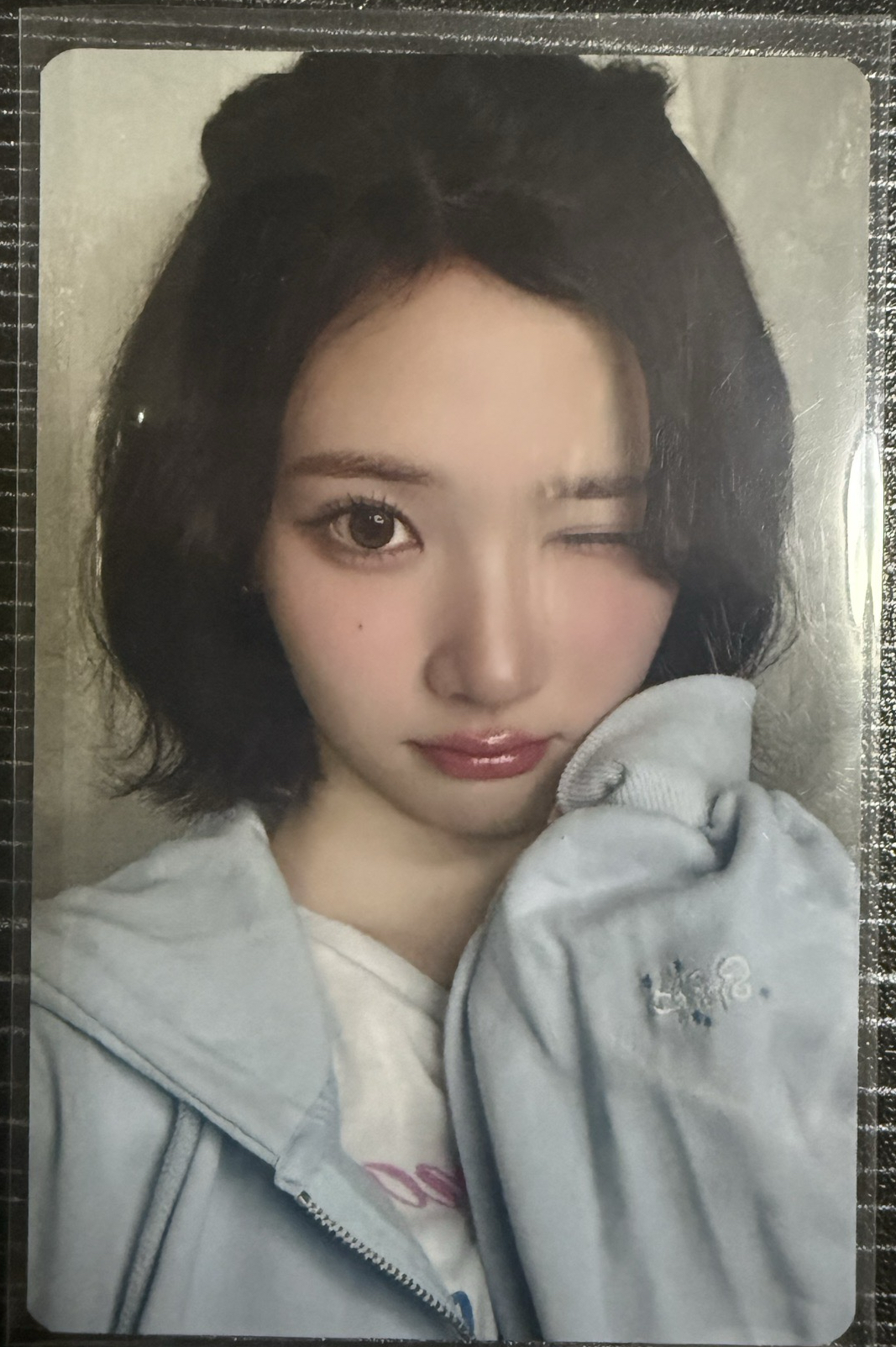 Jiwoo Focus外套小卡