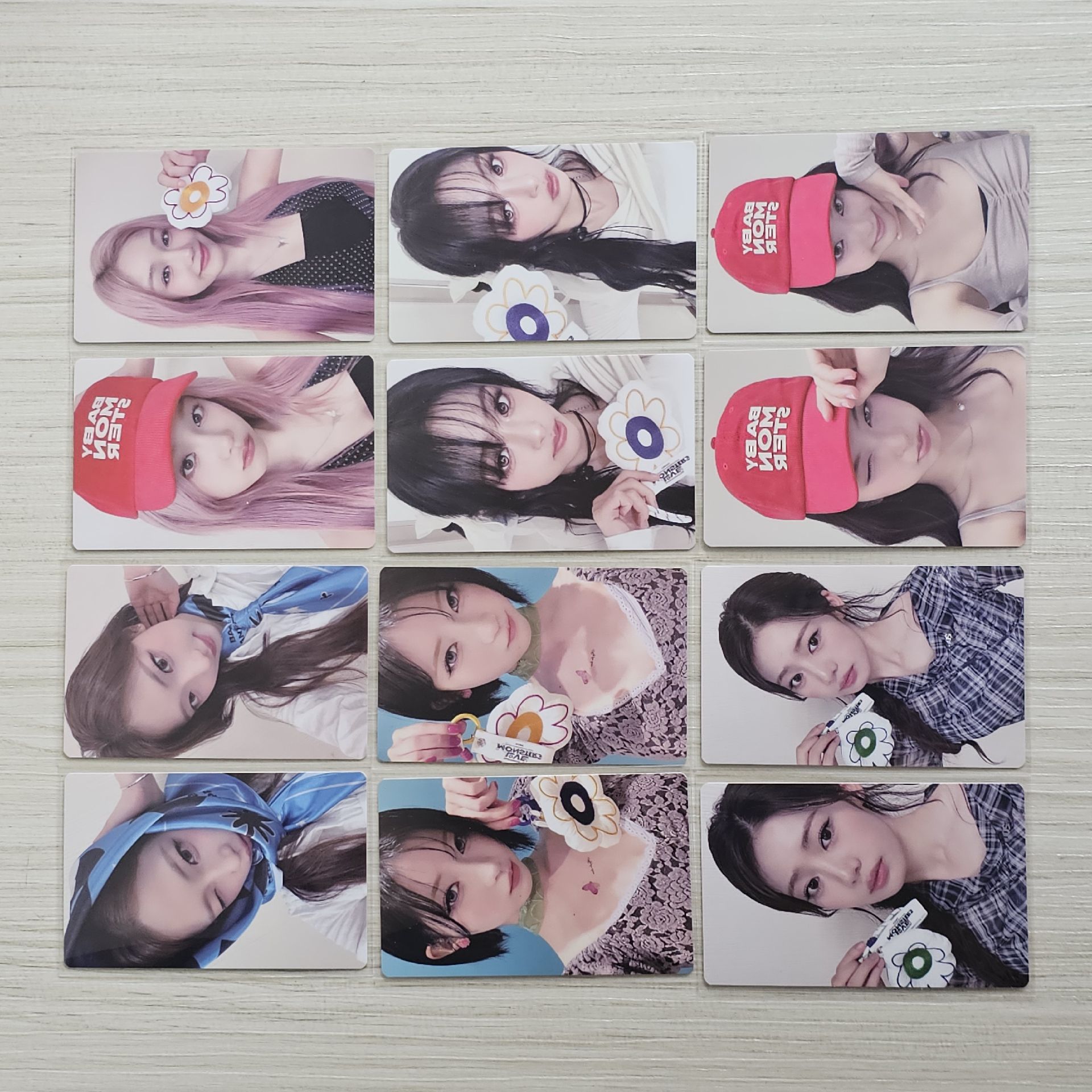 BABYMONSTER 隨機卡