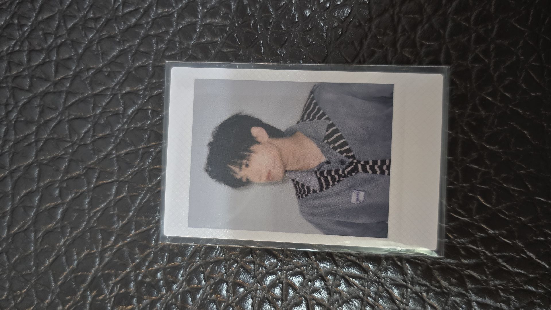 時代少年團宋亞軒2026台歷 灰衣側臉拍立得小卡