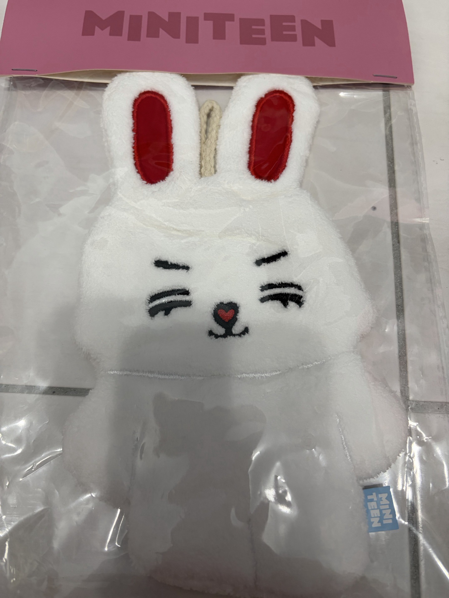 擦手巾（哲）縫線歪了-特價