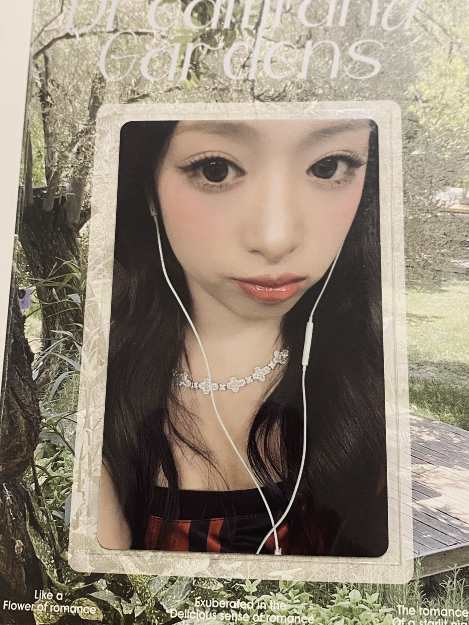 Ahyeon / 25世巡 首爾展位 入場卡 / 場限卡 生日卡