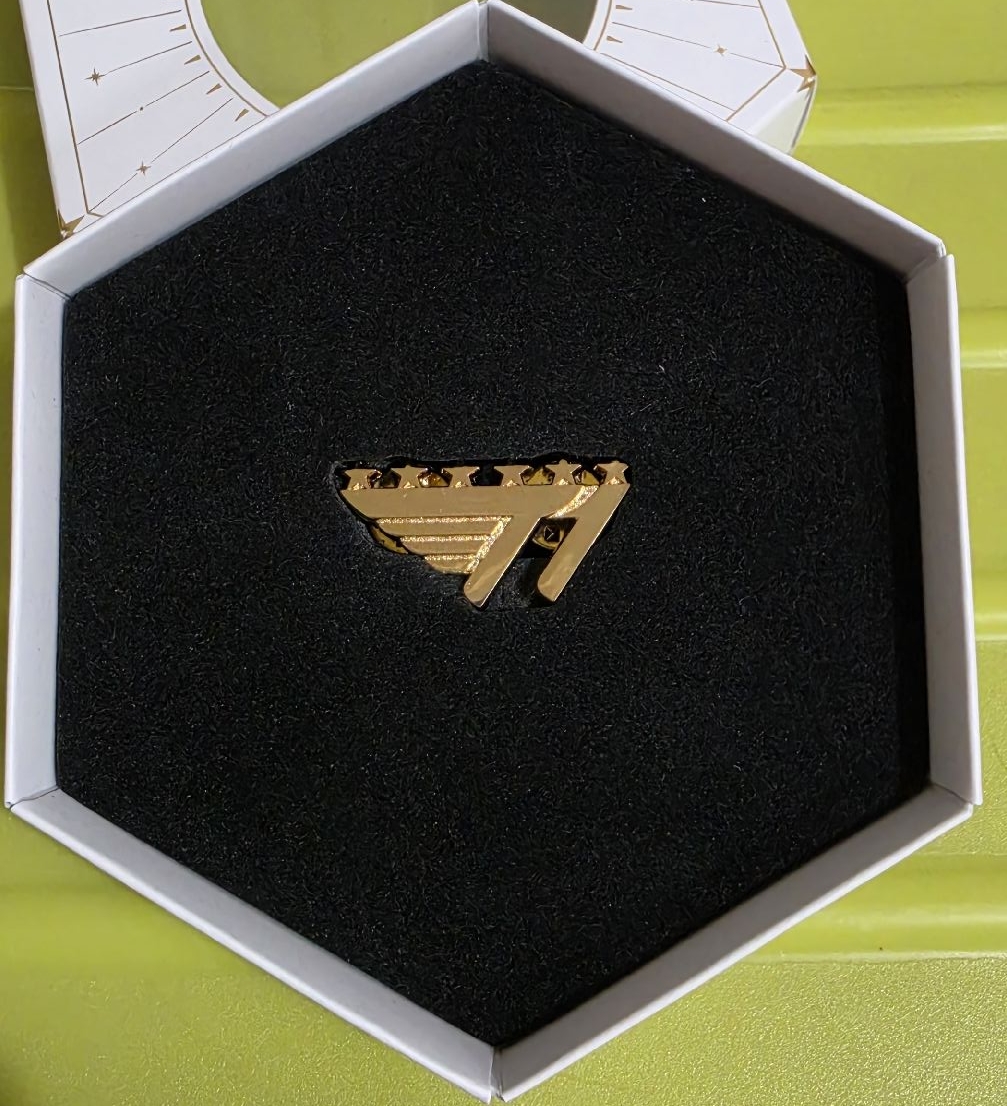 T1 S15 V6冠軍徽章