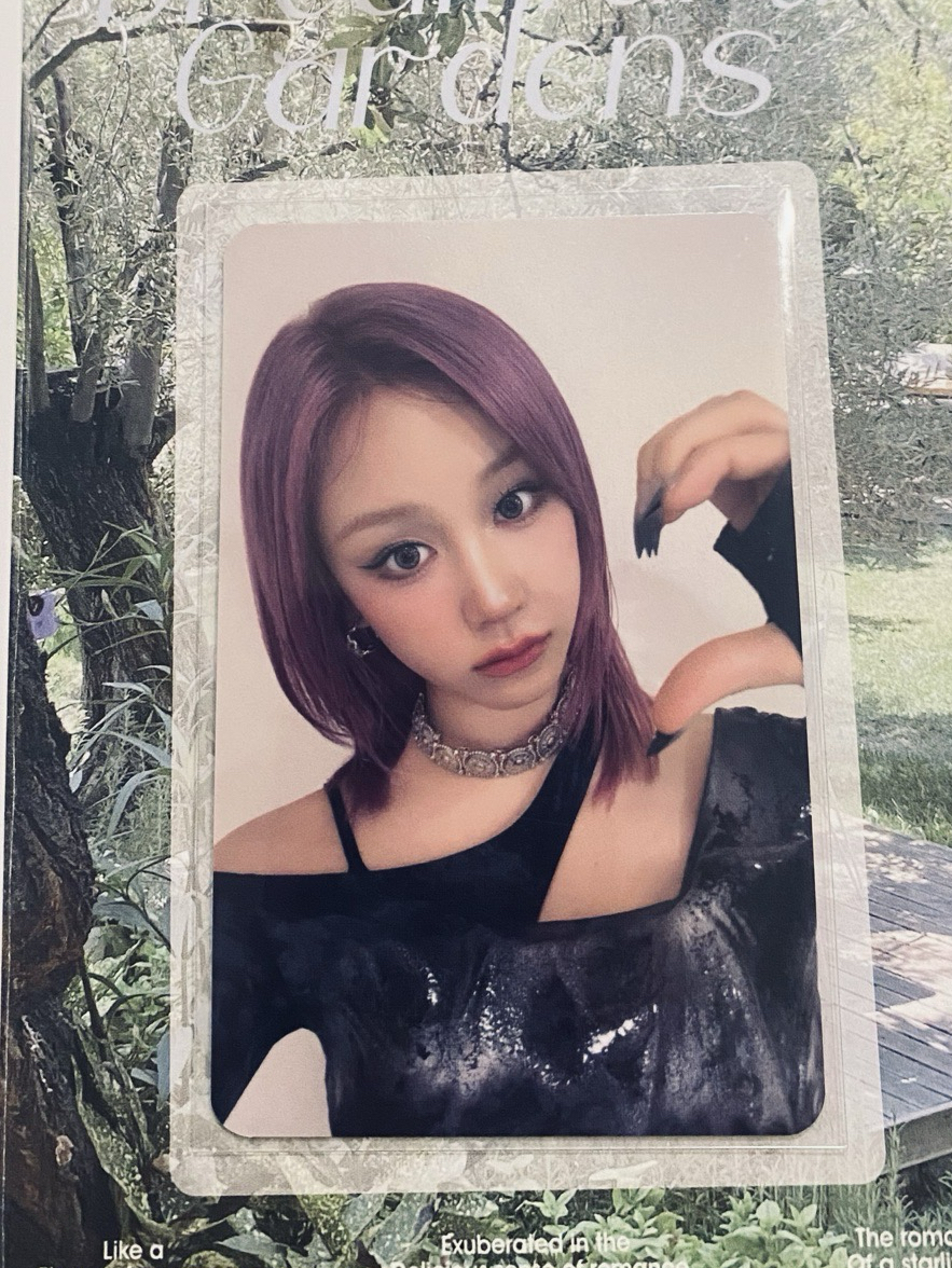 Pharita / WE GO UP yg線下 新年 幸運卡 C ver.