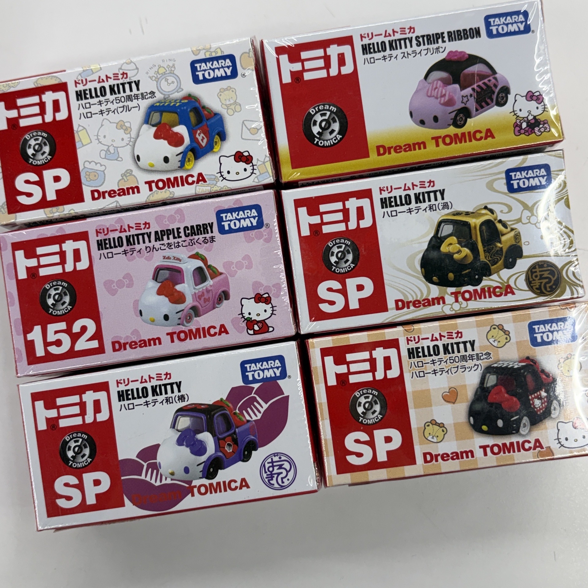 HELLOKITTY TOMICA小車