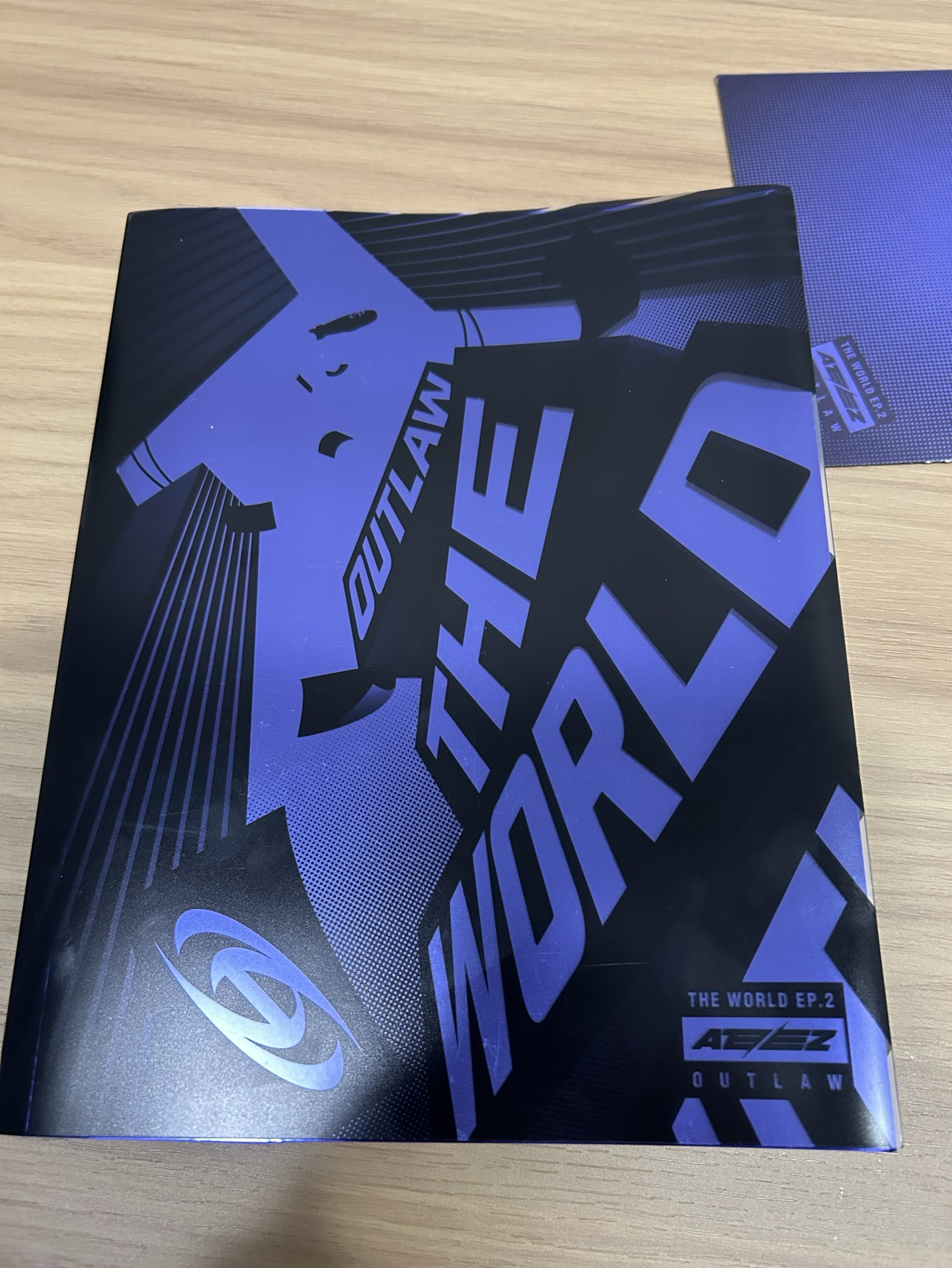 The world ep2 outlaw