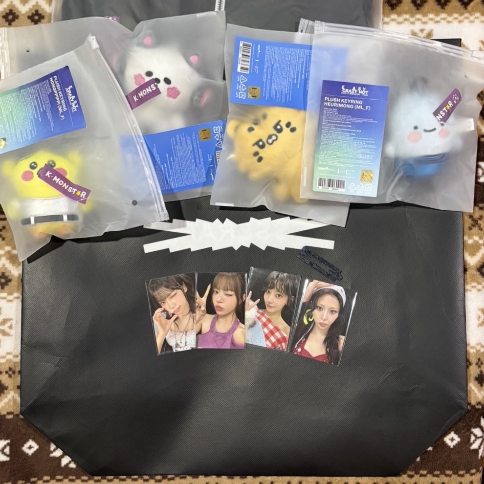 LE SSERAFIM 快閃店 POP-UP 周邊 世巡 娃娃 滿額卡