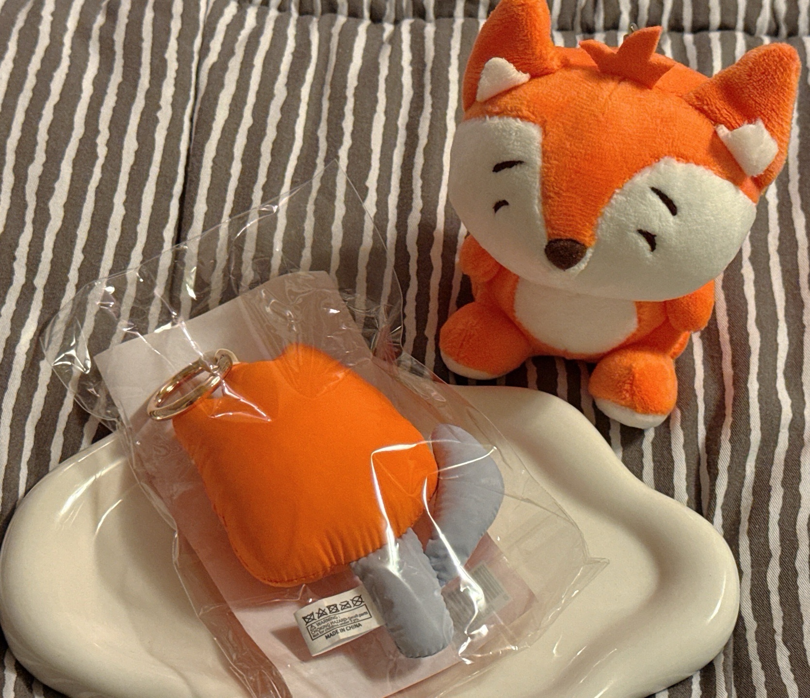 YEONJUN 23-24生日禮 小花鑰匙圈