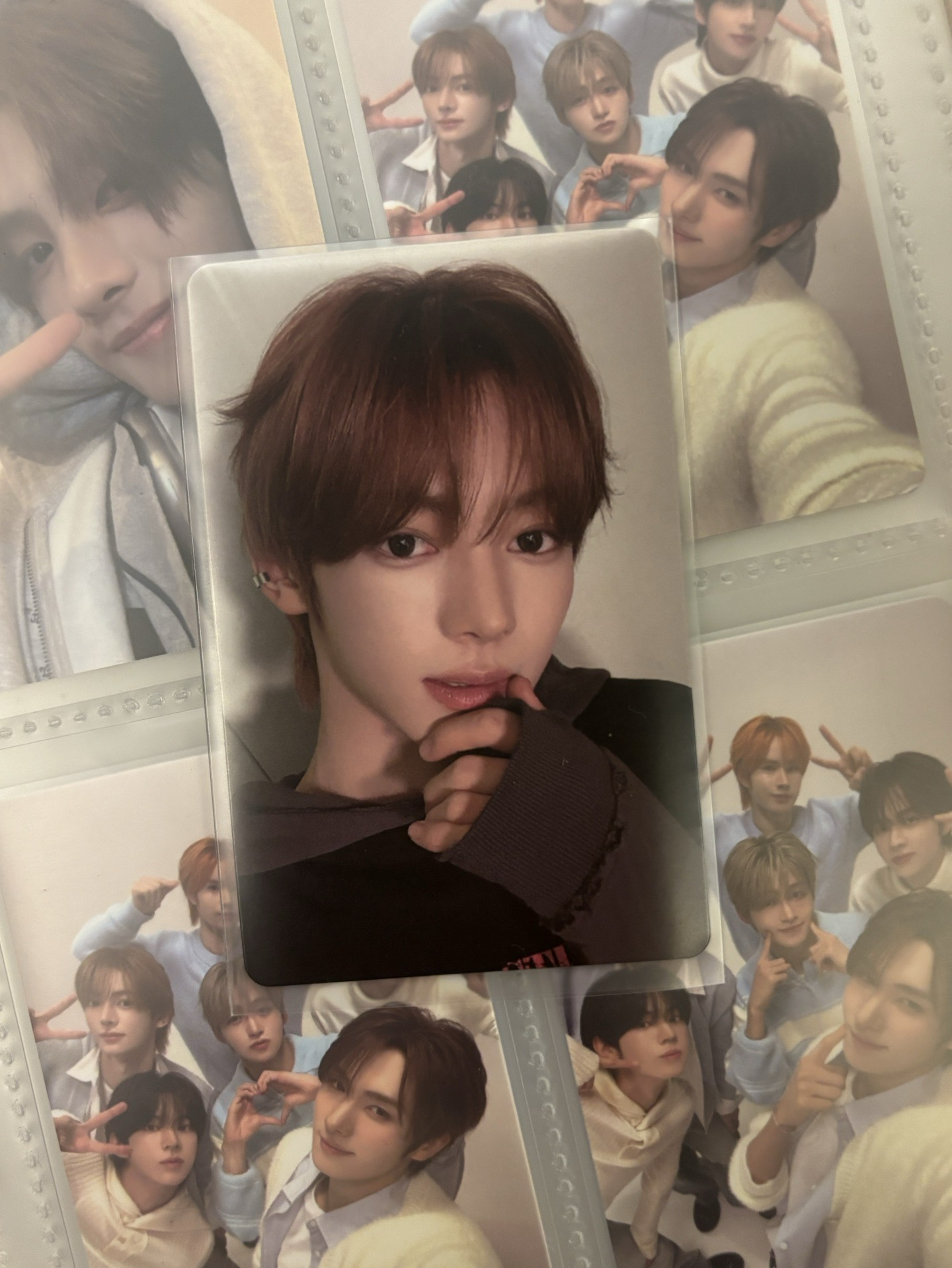 真的很美麗 實體眼睛很大！好看