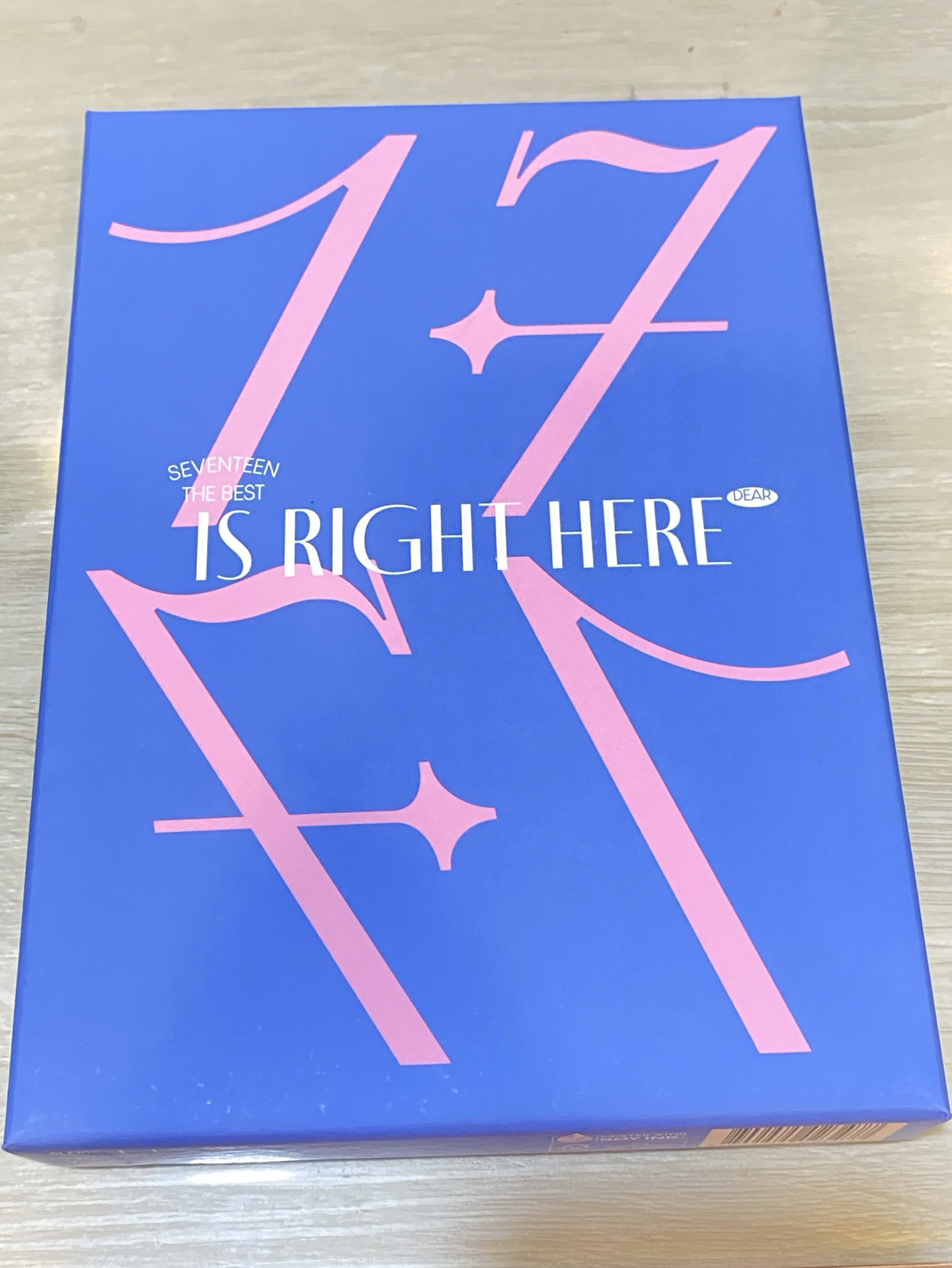 17seventeen is right here全專 僅三張卡