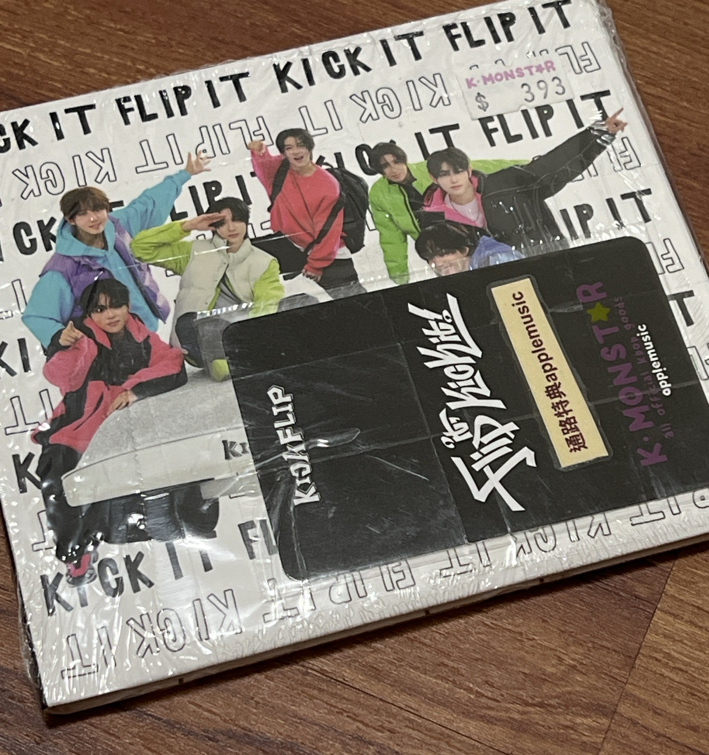 lookbook未拆專輯 含隨機特典一張