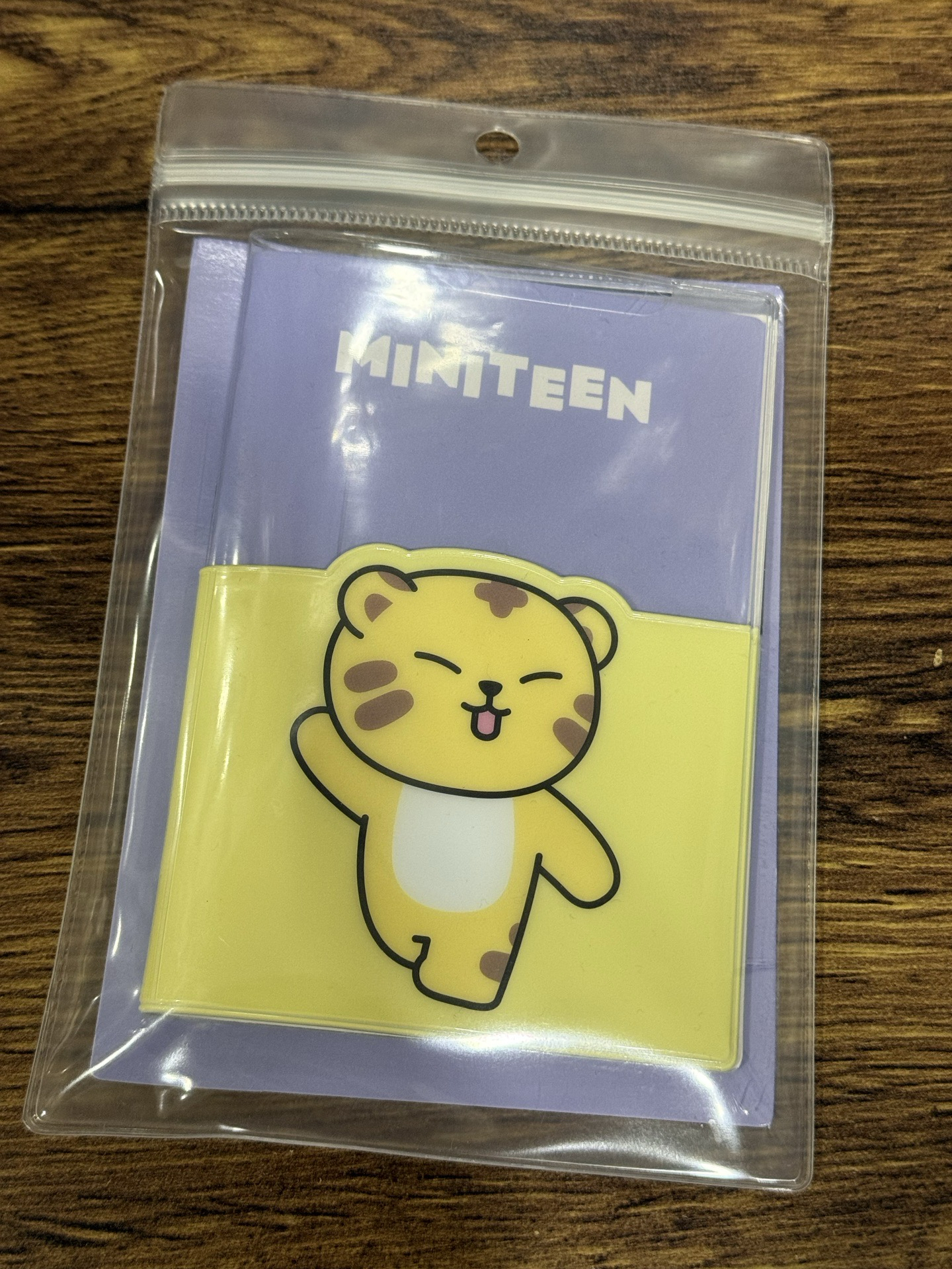 SEVENTEEN MINITEEN 711 護照套 HOSHI