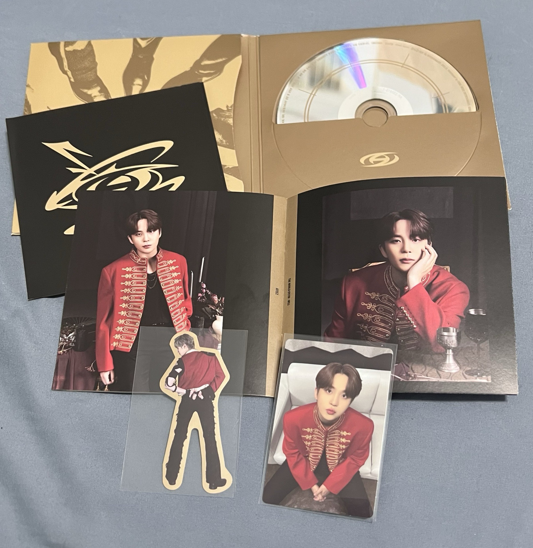 ATEEZ 鍾浩 坐坐全專