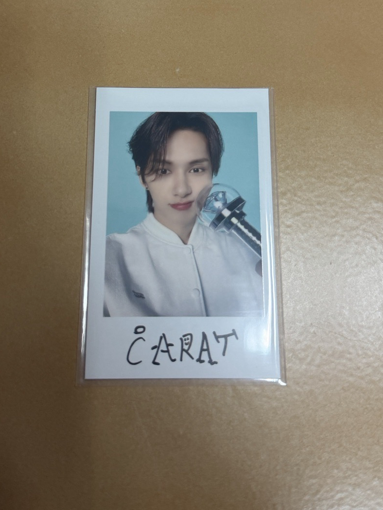 FOLLOW AGAIN 拍立得