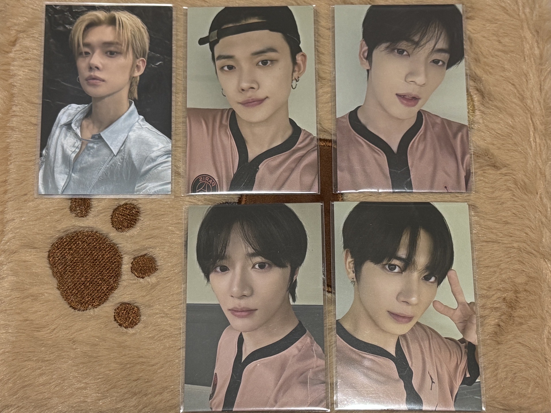 TXT滿額卡 港球剛