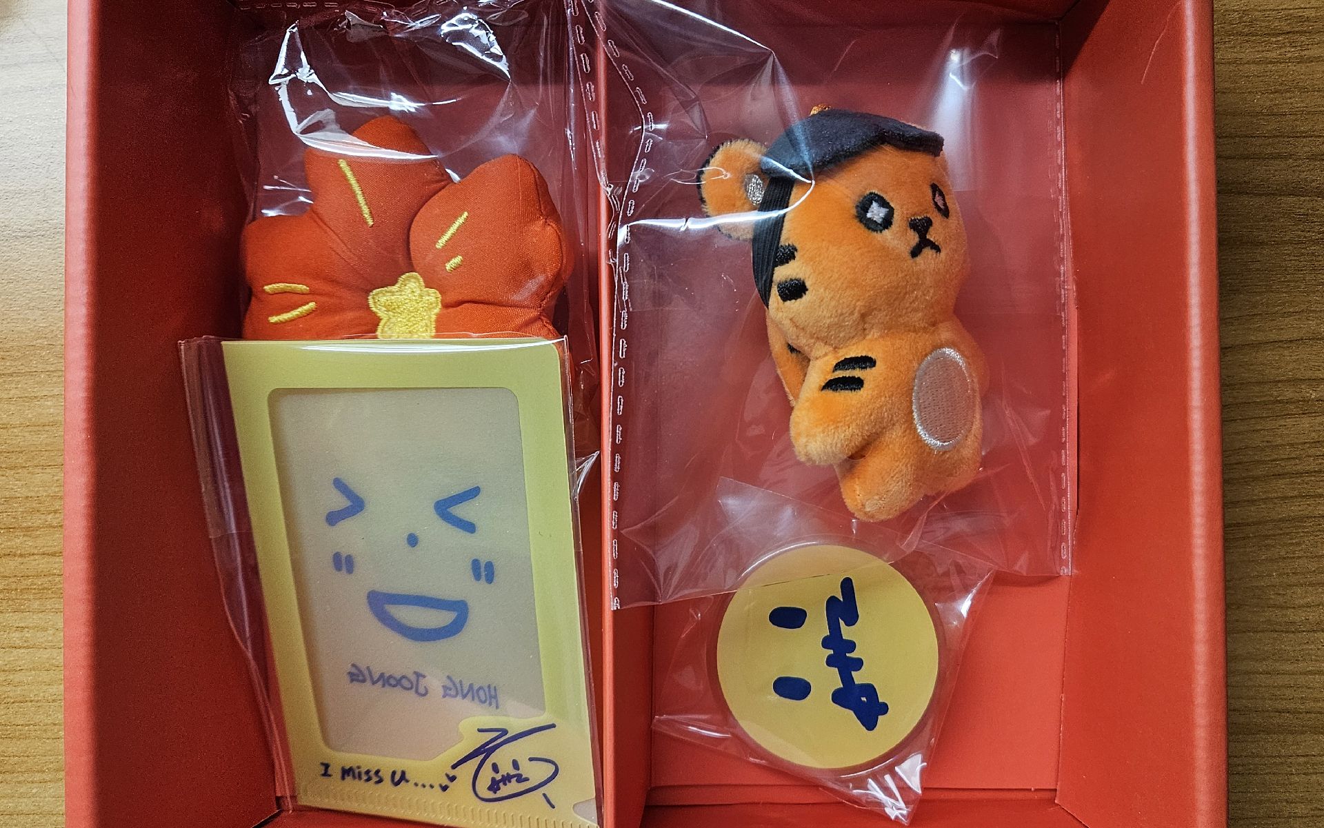 ATEEZ 弘中2023生日MD（無小卡）